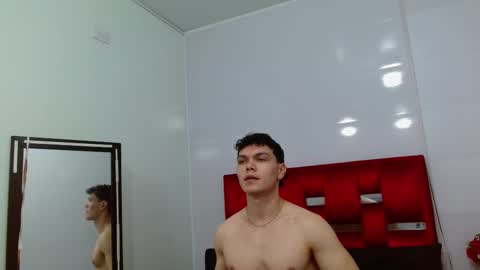 Snapshot of leo_morris chatting on 14, 1, 2025 leo_morris online show from 14, 1, 2025