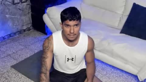 Snapshot of leo_taro chatting on 12, 1, 2026 Leo independent model online show from 12, 1, 2026