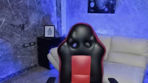 Snapshot of leo_taro chatting on 16, 1, 2026 Leo independent model online show from 16, 1, 2026