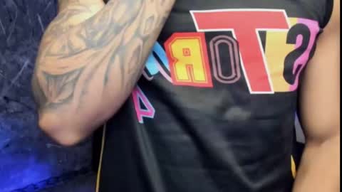 Snapshot of leo_taro chatting on 4, 2, 2026 Leo independent model online show from 4, 2, 2026