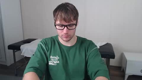 Snapshot of leoackerman chatting on 15, 10, 2025 leoackerman online show from 15, 10, 2025