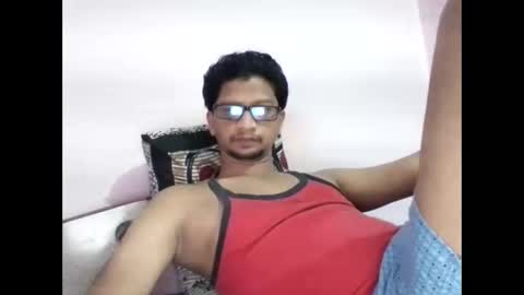 Snapshot of leolillac chatting on 23, 11, 2025 leolillac online show from 23, 11, 2025