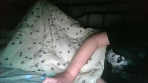 Snapshot of leon7069 chatting on 19, 12, 2025 Leon online show from 19, 12, 2025