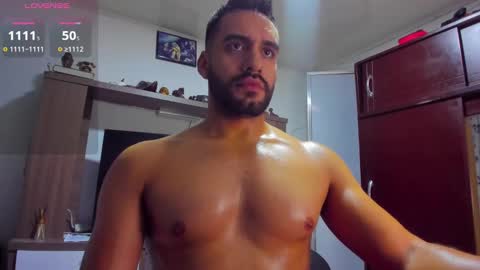 Leon Hart online show from 7, 1, 2025