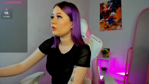 Snapshot of leona_williams chatting on 10, 2, 2025 leona_williams online show from 10, 2, 2025