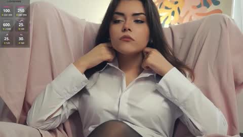 Snapshot of leonardarizk chatting on 16, 10, 2025 Mia online show from 16, 10, 2025