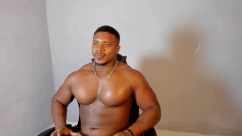 Snapshot of leonardo_jones1 chatting on 7, 6, 2026 Leandro jones online show from 7, 6, 2026
