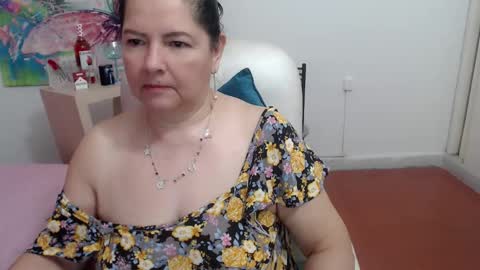 Snapshot of leonela_69 chatting on 15, 10, 2025 leonela online show from 15, 10, 2025