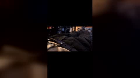 Leon online show from 8, 4, 2026