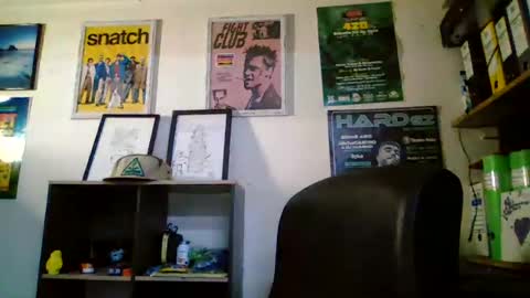 leonidascum online show from 30, 7, 2026