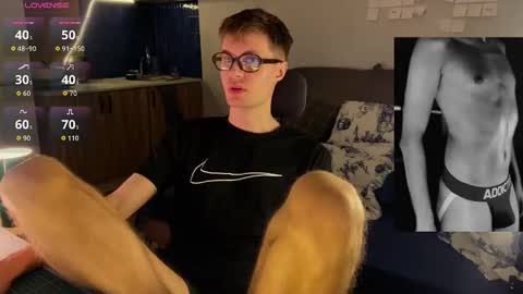 Snapshot of leonnextdoor chatting on 27, 2, 2026 Leon online show from 27, 2, 2026