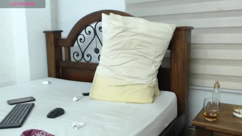 Snapshot of leoricoo chatting on 28, 11, 2025 Leo online show from 28, 11, 2025