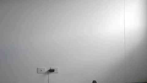 leostorm25 online show from 10, 10, 2025