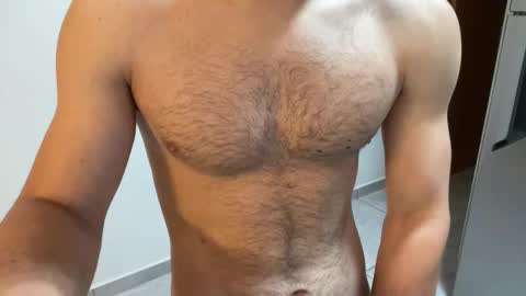 Snapshot of leozinhohd chatting on 22, 9, 2025 leozinhohd online show from 22, 9, 2025