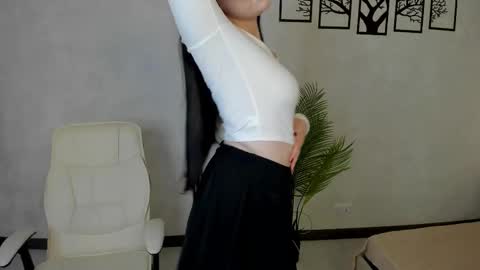 Snapshot of lesley_wins chatting on 28, 9, 2025 Lesley online show from 28, 9, 2025