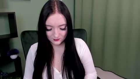 Snapshot of lesley_wins chatting on 6, 10, 2025 Lesley online show from 6, 10, 2025