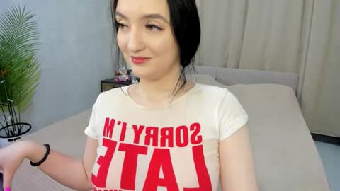 Snapshot of lesley_wins chatting on 14, 11, 2025 Lesley online show from 14, 11, 2025