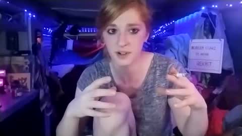 Snapshot of lesleygumgrass chatting on 3, 3, 2025 LesleyGumGrass- The Boring Trans girl online show from 3, 3, 2025