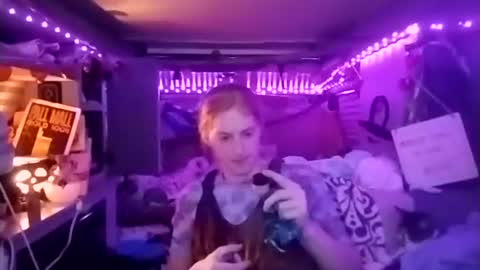 Snapshot of lesleygumgrass chatting on 26, 10, 2025 LesleyGumGrass- The Boring Trans girl online show from 26, 10, 2025