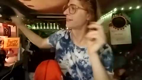 Snapshot of lesleygumgrass chatting on 25, 11, 2025 LesleyGumGrass- The Boring Trans girl online show from 25, 11, 2025