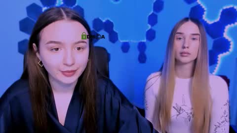 leslie_bird online show from 16, 12, 2025