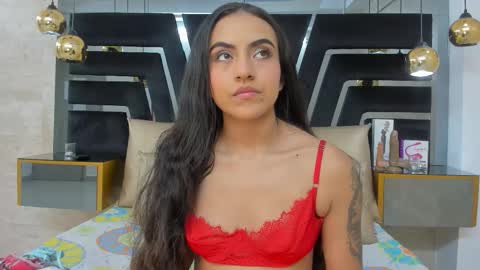 Snapshot of lesliebush chatting on 25, 10, 2025 LeslieBush online show from 25, 10, 2025