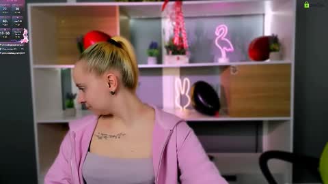 Snapshot of lesly_chilli chatting on 22, 2, 2026 lesly_chilli online show from 22, 2, 2026