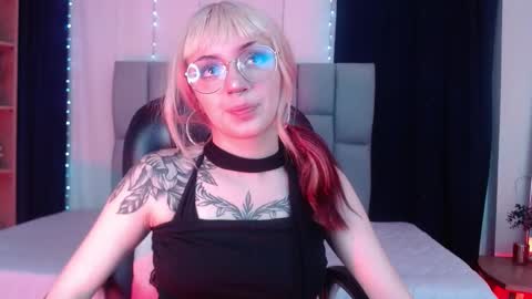 Less  online show from 2, 2, 2025