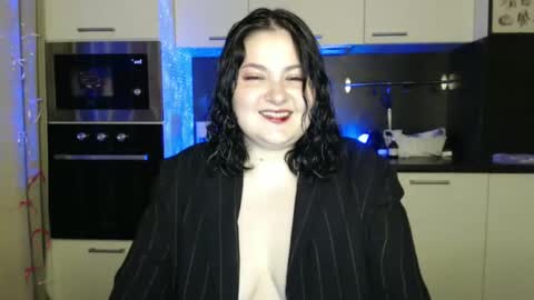 Snapshot of lesssi_ chatting on 5, 2, 2025 Alison online show from 5, 2, 2025