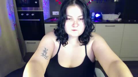 Snapshot of lesssi_ chatting on 26, 2, 2025 Alison online show from 26, 2, 2025