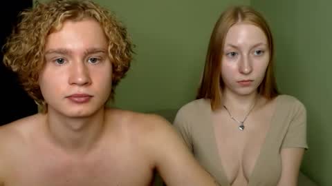 Snapshot of lessyxjhony chatting on 22, 9, 2025 Alisa Jhony online show from 22, 9, 2025