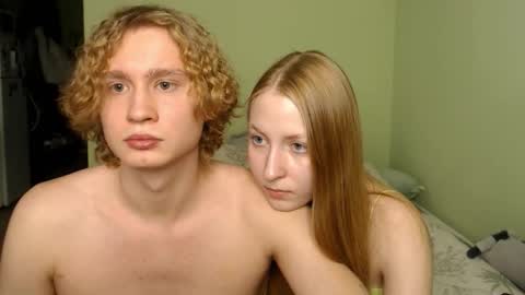 Snapshot of lessyxjhony chatting on 26, 11, 2025 Alisa Jhony online show from 26, 11, 2025