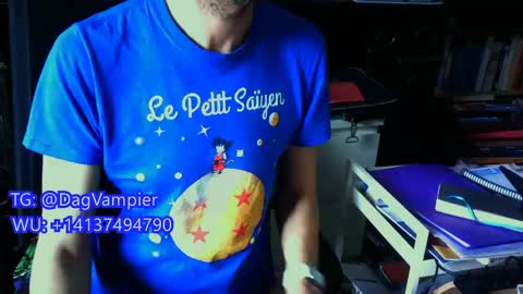 Snapshot of lestat_82 chatting on 17, 5, 2026 Vampiro Diurno online show from 17, 5, 2026