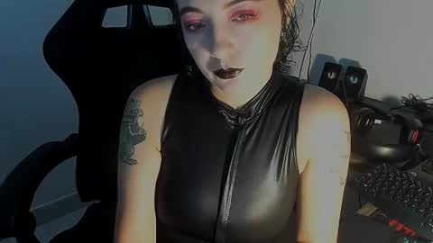 lestatdlion online show from 16, 7, 2026