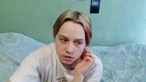 Snapshot of letitiaboteler chatting on 27, 11, 2025 letitiaboteler online show from 27, 11, 2025