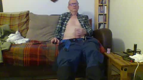 Snapshot of letmestrip chatting on 19, 1, 2025 paul online show from 19, 1, 2025
