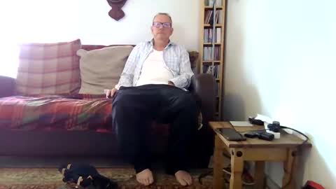 Snapshot of letmestrip chatting on 9, 9, 2025 paul online show from 9, 9, 2025