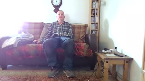 Snapshot of letmestrip chatting on 21, 9, 2025 paul online show from 21, 9, 2025