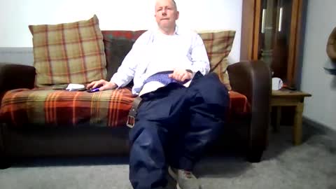 Snapshot of letmestrip chatting on 3, 2, 2026 paul online show from 3, 2, 2026