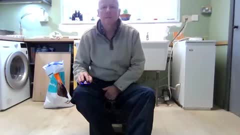 Snapshot of letmestrip chatting on 15, 2, 2026 paul online show from 15, 2, 2026