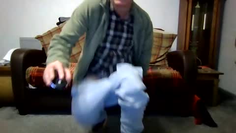 Snapshot of letmestrip chatting on 5, 3, 2026 paul online show from 5, 3, 2026