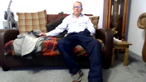 Snapshot of letmestrip chatting on 30, 3, 2026 paul online show from 30, 3, 2026