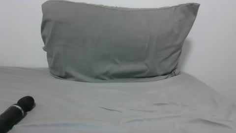 Snapshot of lets_play143 chatting on 24, 1, 2025 lets_play143 online show from 24, 1, 2025