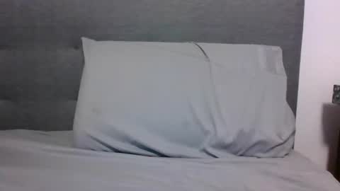 Snapshot of lets_play143 chatting on 19, 10, 2025 lets_play143 online show from 19, 10, 2025