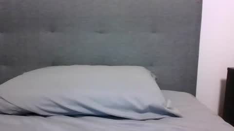 Snapshot of lets_play143 chatting on 22, 10, 2025 lets_play143 online show from 22, 10, 2025