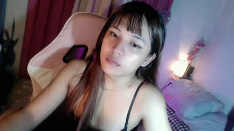 Snapshot of letsplaybaby_ chatting on 17, 6, 2026 gene online show from 17, 6, 2026