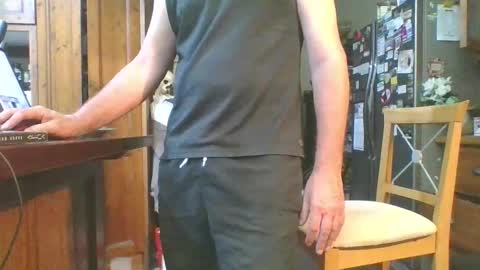 Snapshot of letsrockon chatting on 10, 1, 2026 Lets Rock online show from 10, 1, 2026