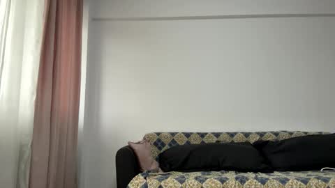 follow me  here you find me online show from 2, 10, 2025