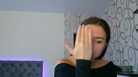 Emily online show from 27, 10, 2025