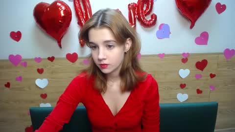 Snapshot of letty_curly chatting on 5, 2, 2025 letty_curly online show from 5, 2, 2025